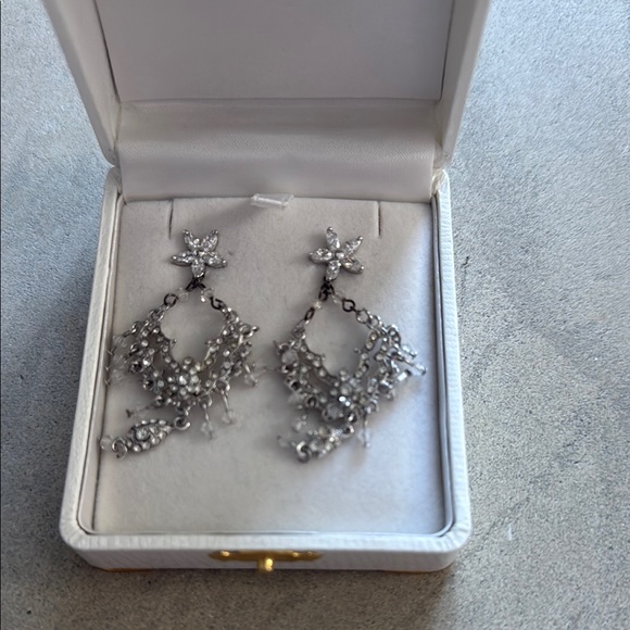 Ornate Silver Filigree Drop Earrings - Picture 3 of 4